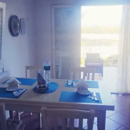 Ancora לינה וארוחת בוקר